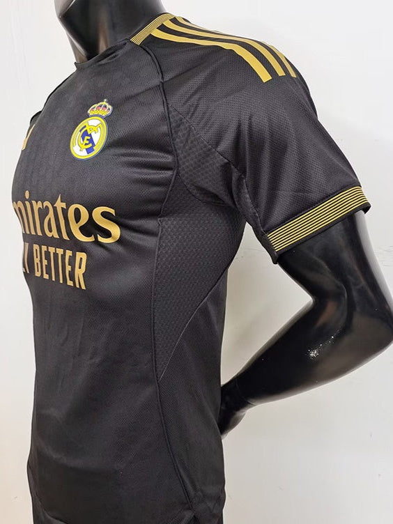 Maillots d'entraînement RMA Black édition spéciale 25-26, version joueur