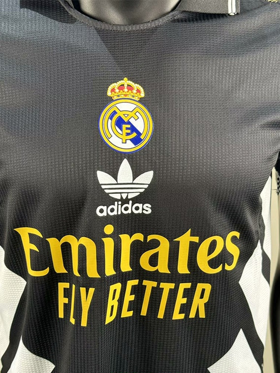 25-26 Chemises d'entraînement RMA Black Special Edition Player Version