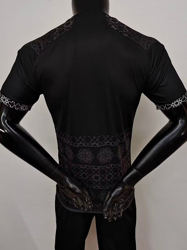 Maillot d'entraînement Algérie 24-25, édition spéciale noire, version joueur, n° A33