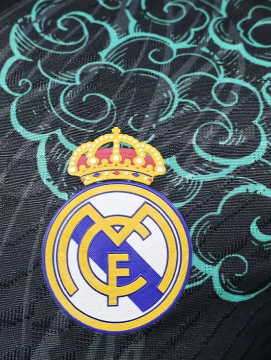 Maillots d'entraînement RMA noir et vert édition spéciale 25-26