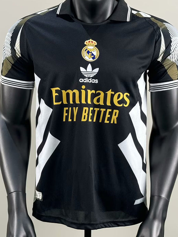25-26 Chemises d'entraînement RMA Black Special Edition Player Version